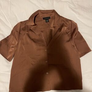 House of Harlow Brown Short Sleeve Satin Button-Up Shirt